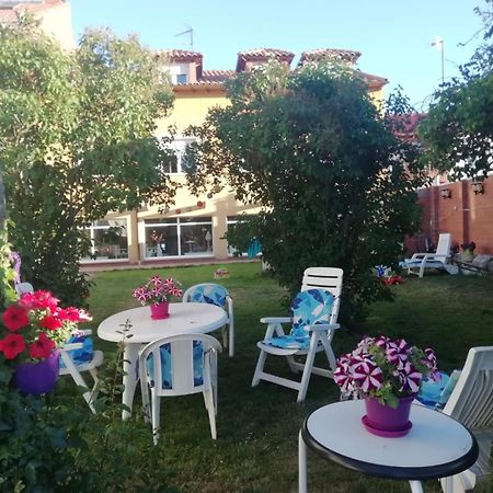 Boleta A 5 Minutos De Leon, Casa Con Jardin Villa San Andres del Rabanedo Luaran gambar